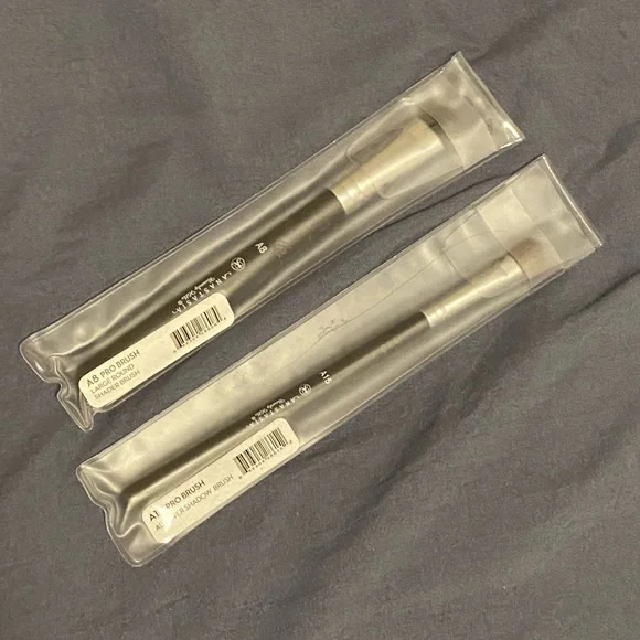 Anastasia Beverly Hills Bundle - Picture 9 of 16